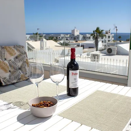 Вилла Sea&sky - Spectacular 180 Degree Ocean Views *